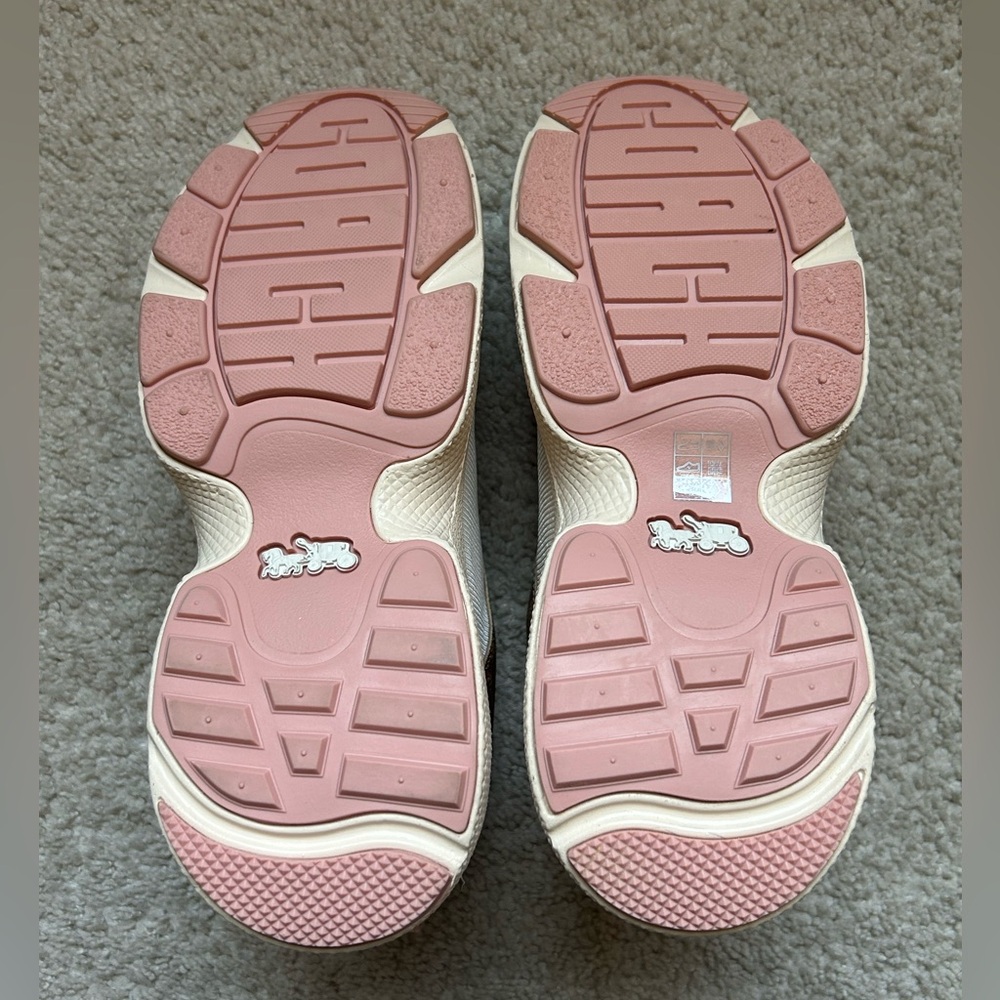 💜SOLD💜Coach Strider Sneaker In Signature Canvas Khaki/Light Pink Size 6B - Picture 9 of 13